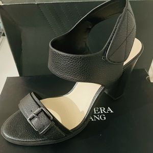 Vera Wan Womens Shoe Block